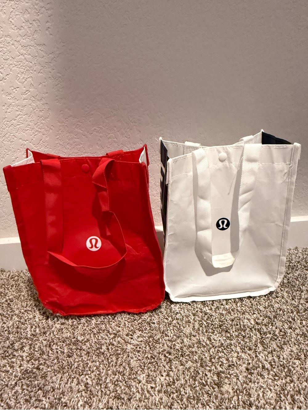 Lululemon Reusable Tote Bag Set of 2 | White and Red | Pre-Owned Good Condition